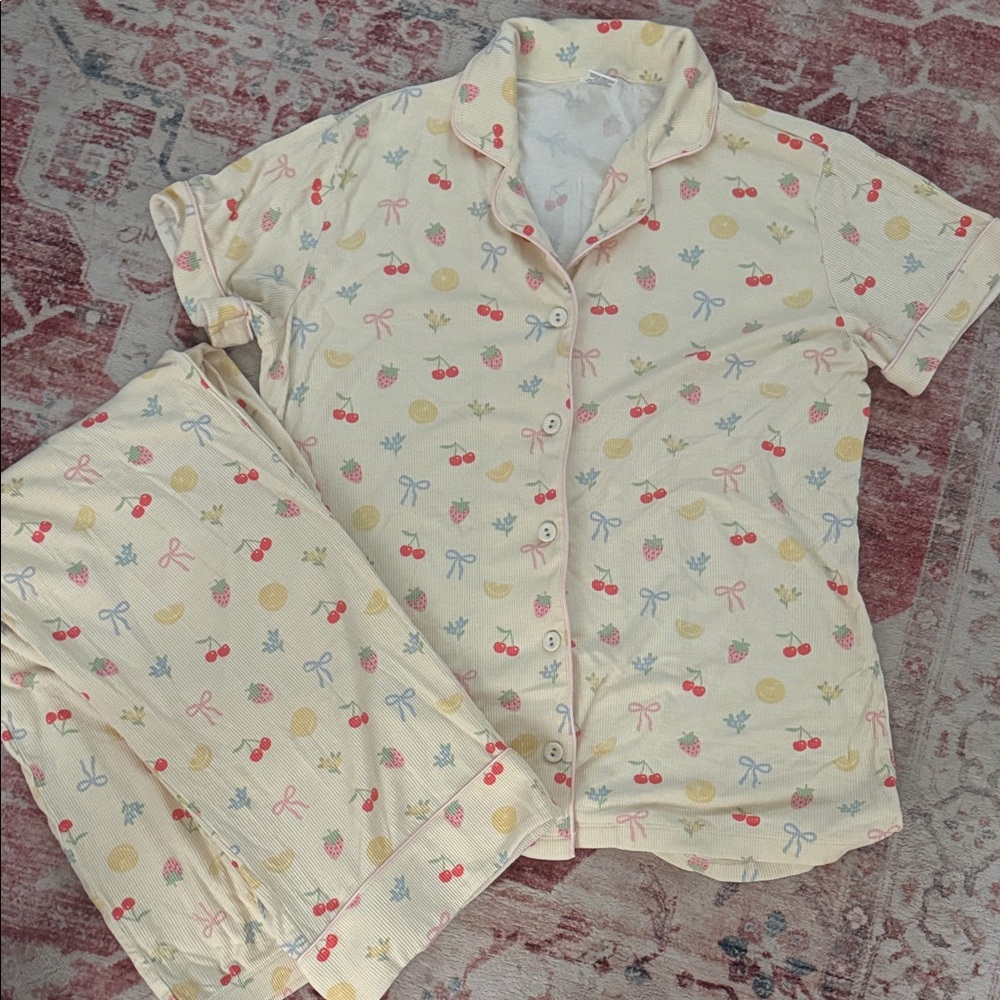 Cream Short-Sleeve Fruit Print Pajama Set